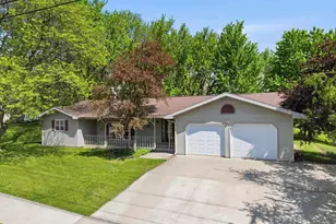 621 W Upham St, Marshfield, WI 54449 - Photo 31