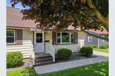311 W Ives Street, Marshfield, WI 54449 - Photo 3