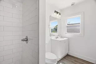 208 E 4th St, Marshfield, WI 54449 - Photo 25