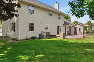 507 W 12th St, Marshfield, WI 54449 - Photo 5