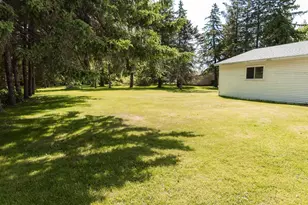 627 Deresch St, Antigo, WI 54409 - Photo 5
