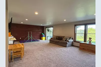 711 Meadow Ridge Lane, Plymouth, WI 53073 - Photo 15