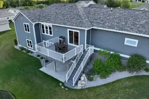 711 Meadow Ridge Ln, Plymouth, WI 53073 - Photo 19