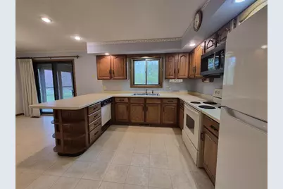 406 S Hawthorne Avenue, Marshfield, WI 54449 - Photo 7