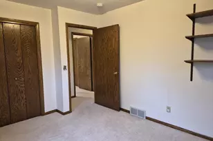 406 S Hawthorne Ave, Marshfield, WI 54449 - Photo 17