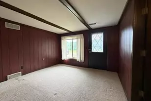 402 Granite Ridge Road W, Stevens Point, WI 54481 - Photo 3