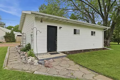 908 S Peach Avenue, Marshfield, WI 54449 - Photo 13