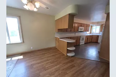 708 S Felker Avenue, Marshfield, WI 54449 - Photo 9