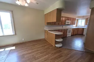 708 S Felker Ave, Marshfield, WI 54449 - Photo 9