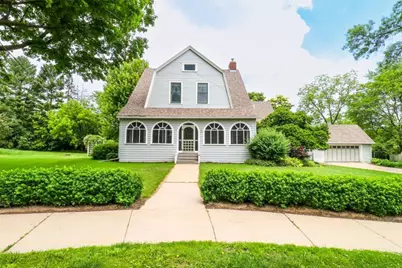 709 W 5th Street, Marshfield, WI 54449 - Photo 1