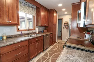 509 Auburn Ave, Marshfield, WI 54449 - Photo 7