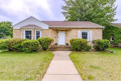 703 Kent Street, Wausau, WI 54403 - Photo 1
