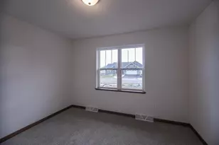 2200 S Cottonwood Ave, Marshfield, WI 54449 - Photo 29