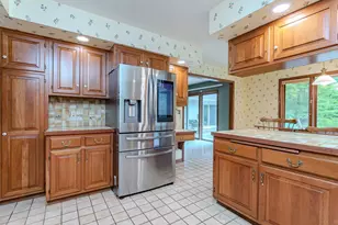 709 Wildwood Ln, Merrill, WI 54452 - Photo 9