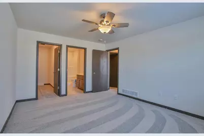 5596 Forest Creek Road ##Fo24, Stevens Point, WI 54482 - Photo 15