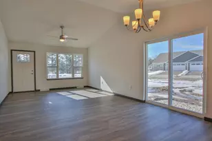 1506 E 23rd St, Marshfield, WI 54449 - Photo 3