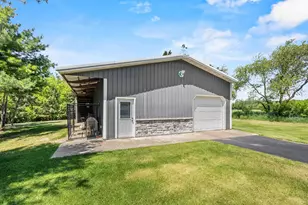 7691 Merryland Dr, Rosholt, WI 54473 - Photo 41