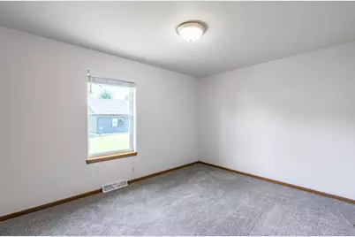 907 S 22nd Avenue, Wausau, WI 54401 - Photo 19