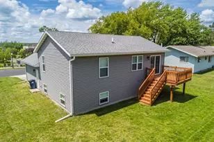 907 S 22nd Ave, Wausau, WI 54401 - Photo 35