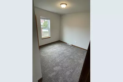 907 S 22nd Avenue, Wausau, WI 54401 - Photo 17