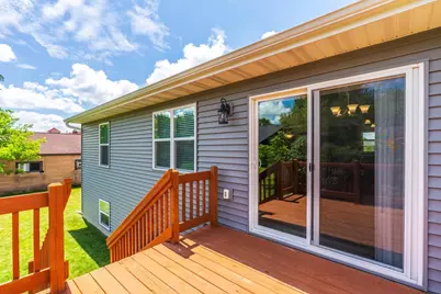 907 S 22nd Avenue, Wausau, WI 54401 - Photo 33