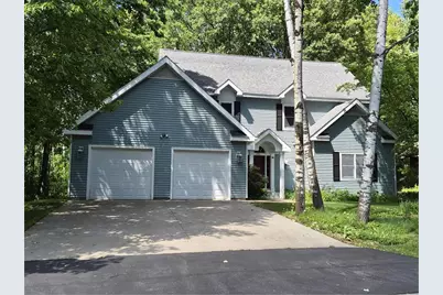 1137 W Ives Street, Marshfield, WI 54449 - Photo 1