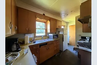 1240 Fifth Avenue, Stevens Point, WI 54481 - Photo 9