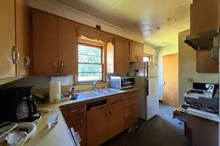 1240 5th Ave, Stevens Point, WI 54481 - Photo 9