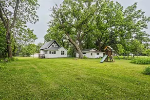 265 S Jackson St, Iola, WI 54945 - Photo 31