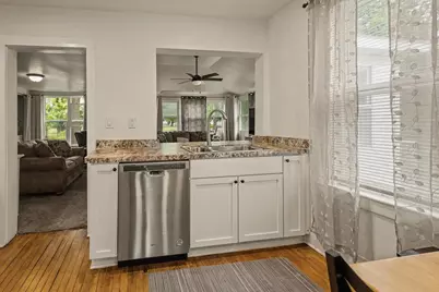 265 S Jackson Street, Iola, WI 54945 - Photo 5