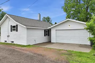 608 E 9th St, Marshfield, WI 54449 - Photo 21