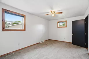 608 E 9th St, Marshfield, WI 54449 - Photo 17