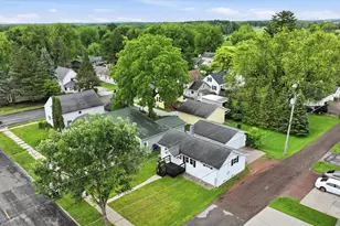608 E 9th St, Marshfield, WI 54449 - Photo 5