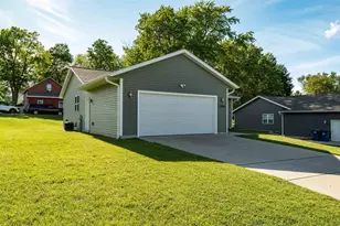 1304 N 2nd Ave, Wausau, WI 54401 - Photo 31
