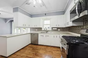 136 2nd St N, Stevens Point, WI 54481 - Photo 5
