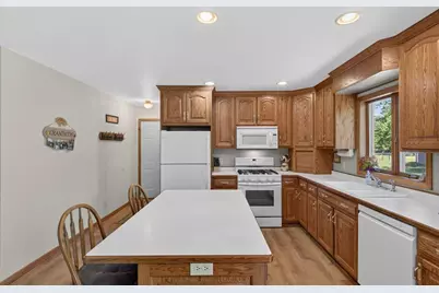 1012 W 4th Street, Nekoosa, WI 54457 - Photo 5
