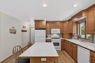1012 W 4th St, Nekoosa, WI 54457 - Photo 5