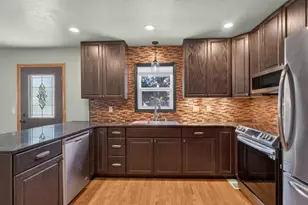 1231 Cook Ave, Wisconsin Rapids, WI 54494 - Photo 9