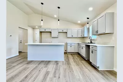 1351 Knapp Street, Menomonie, WI 54729 - Photo 15