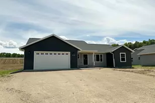 1351 Knapp St, Menomonie, WI 54729 - Photo 45