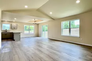 1347 Knapp St, , WI 54728 - Photo 7