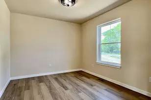 1347 Knapp St, , WI 54728 - Photo 5