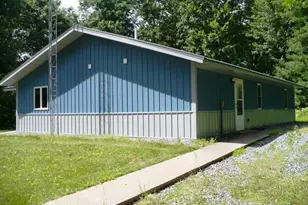 W7512 Poertner Rd, Neillsville, WI 54456 - Photo 5