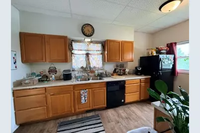 734 S 1st Avenue, Wausau, WI 54401 - Photo 9