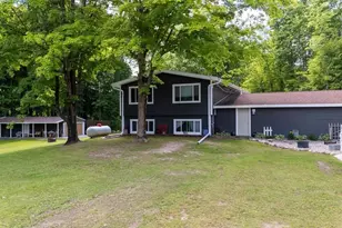 N7826 4th St, Eland, WI 54427 - Photo 39