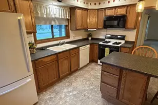 6411 Alderson St, Weston, WI 54476 - Photo 9