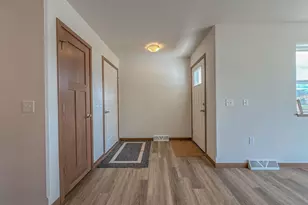 890 Morning Star Ln, Plover, WI 54467 - Photo 3