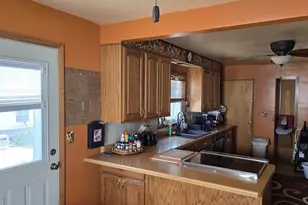 1724 McCulloch St, Stevens Point, WI 54481 - Photo 9