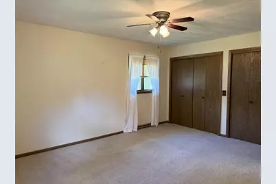 1107 W State Street, Marshfield, WI 54449 - Photo 11