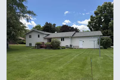 1107 W State Street, Marshfield, WI 54449 - Photo 33